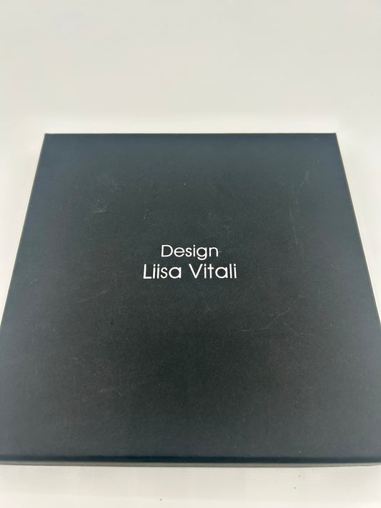 Design Liisa Vitali - korusetti