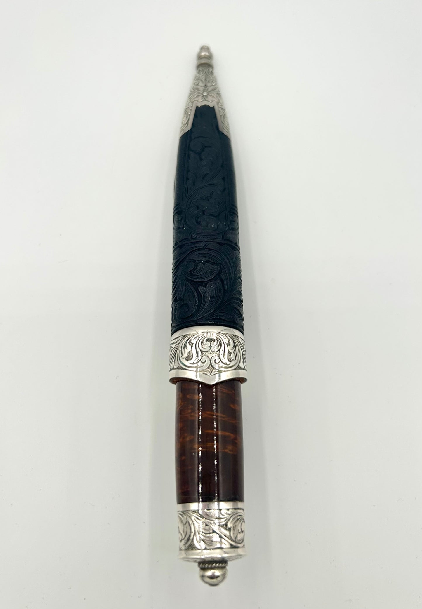 Norjalainen Bunad-puukko