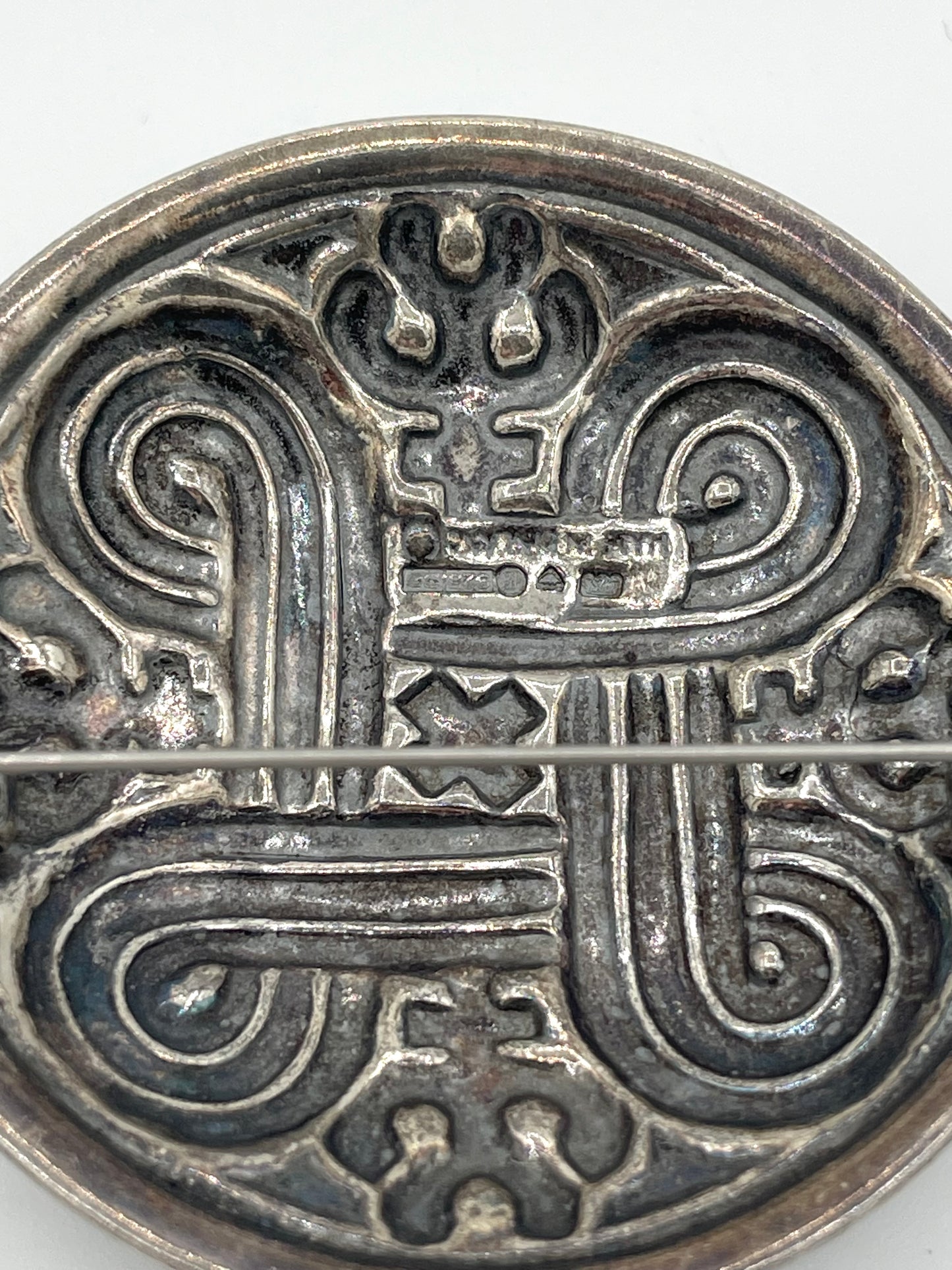 Kalevala koru - Hannunvaakuna rintakoru