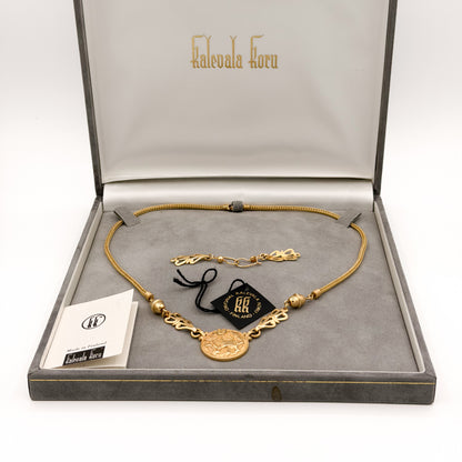 Kalevala Koru Aurinkoleijona -setti 18K (riipus ja korvakorut)