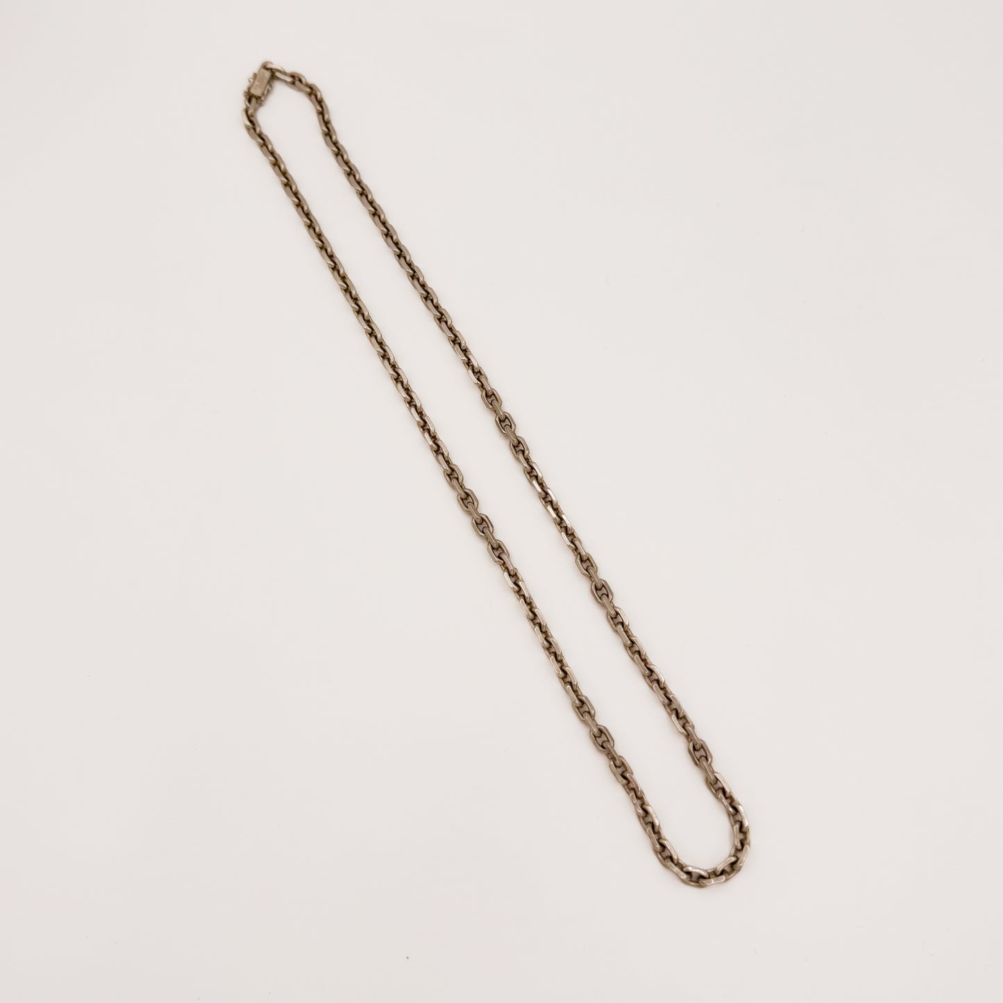14K valkokultainen ketju – 57 cm / 53 g